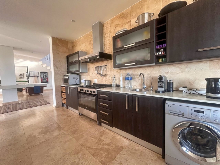 5 Bedroom Property for Sale in Waterford Golf and River Estate Free State